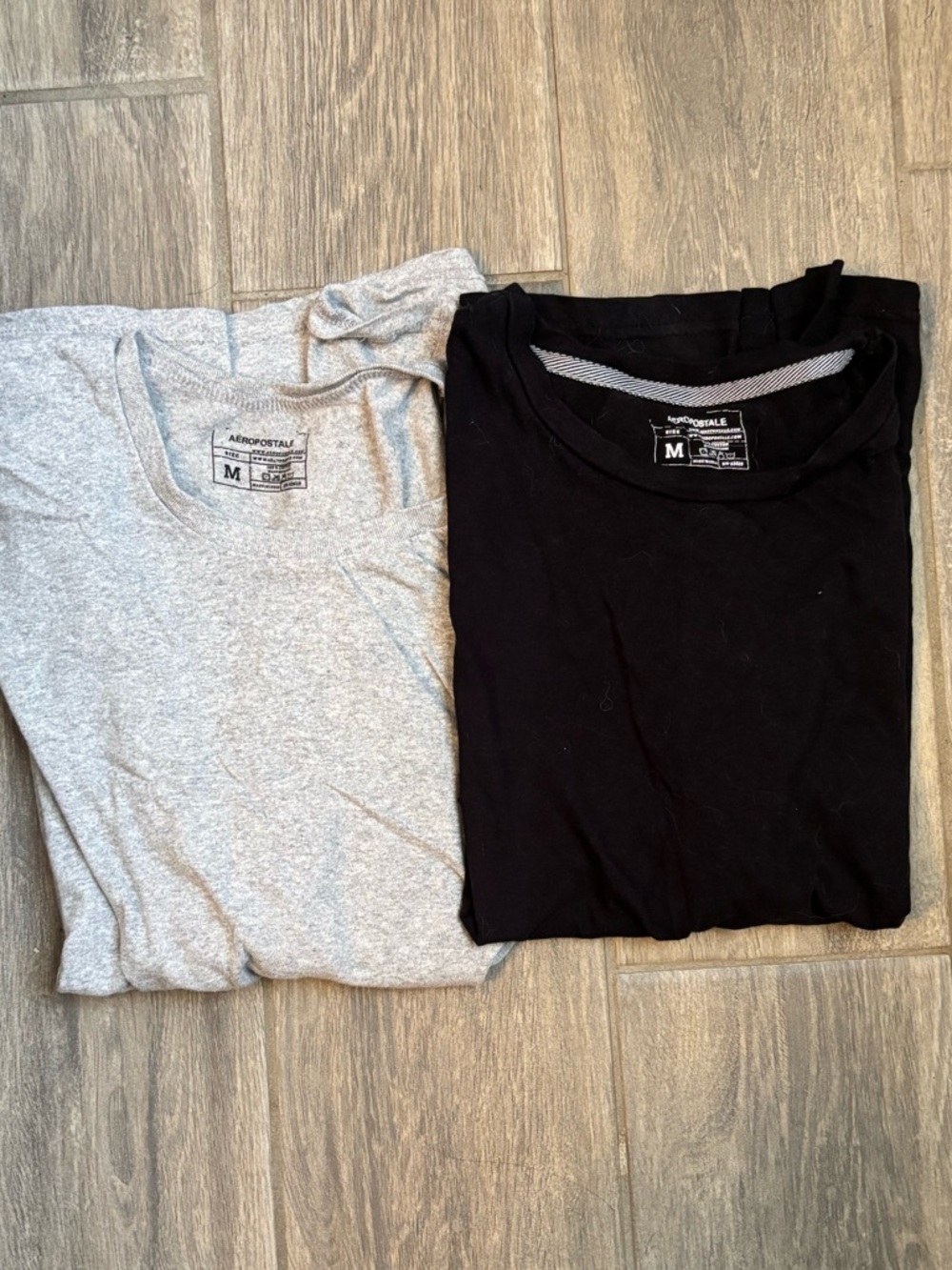 Bundle of 2 Aeropostale Men's Short Sleeve Crew Neck Tees in Black & Light Gray